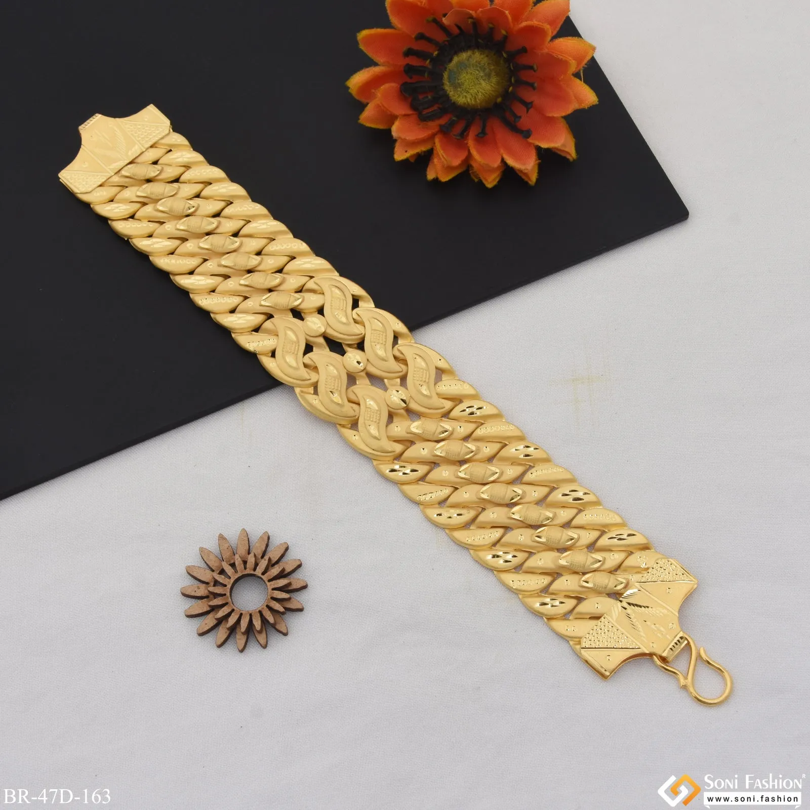 1 Gram Gold Plated Extraordinary Design Pokal Bracelet for Men - Style D163
