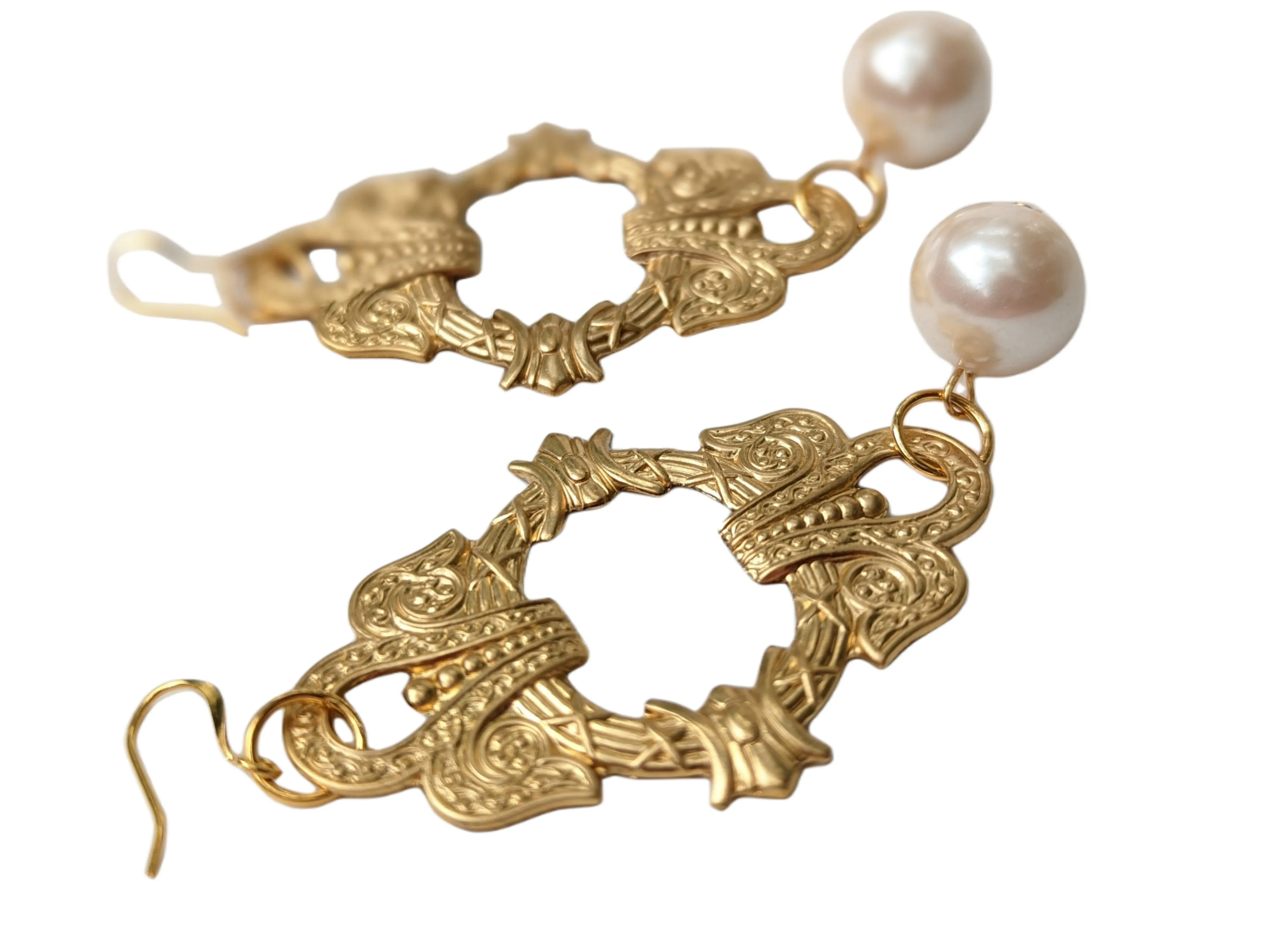 Elizabeth HRM Earrings Brass Pressings Vintage Pearls USA Made Sugar Gay Isber Free Gift Bag Regal
