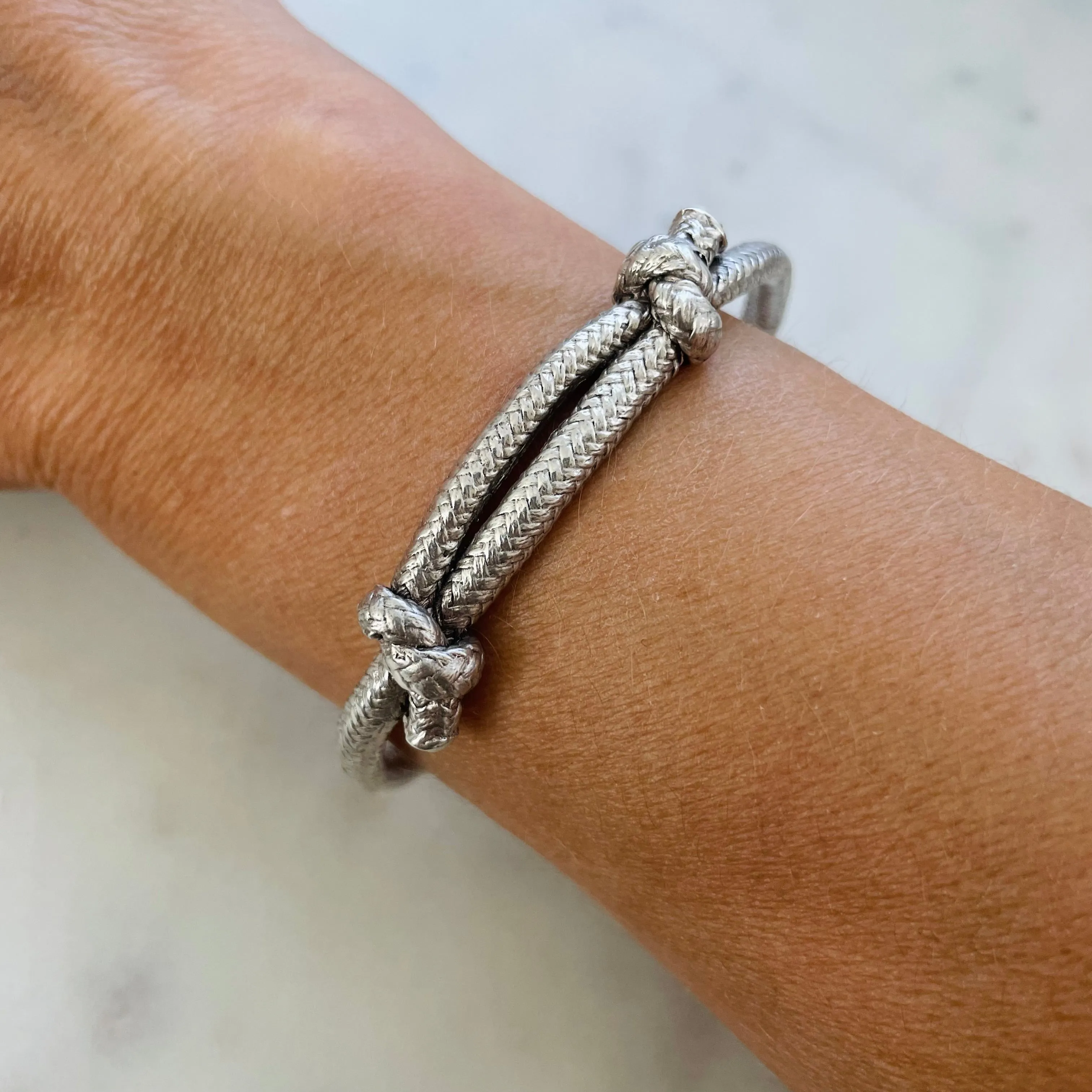 FRIENDSHIP CUFF — CORRIE