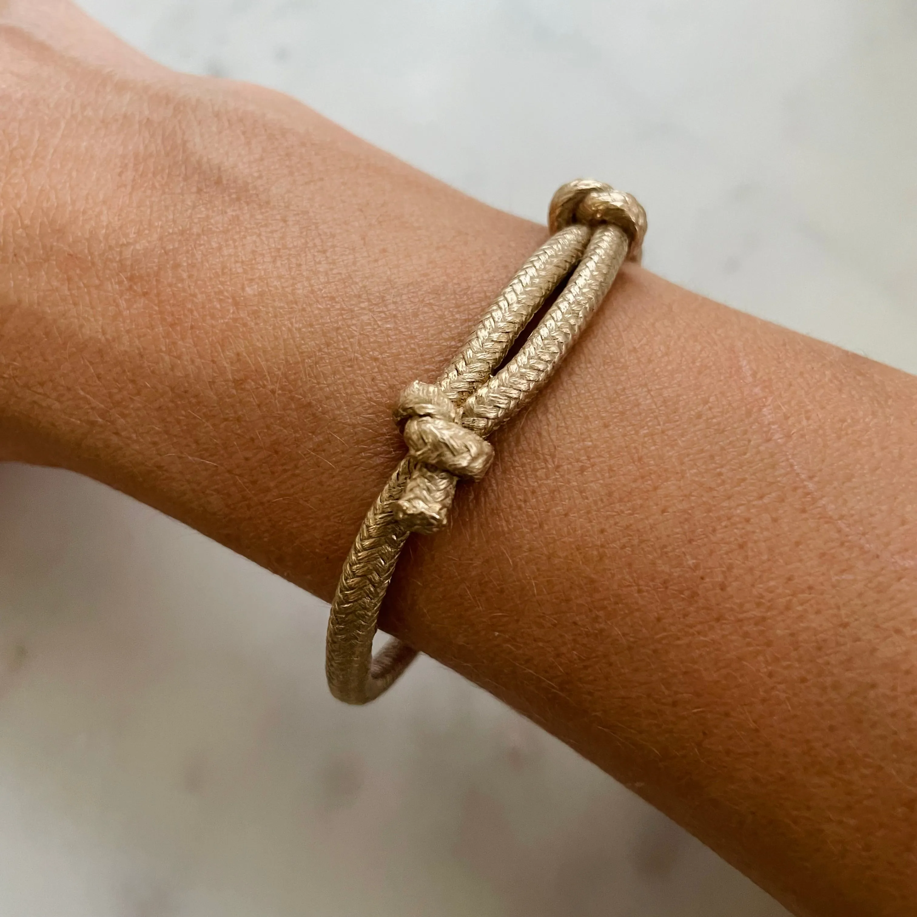 FRIENDSHIP CUFF — CORRIE