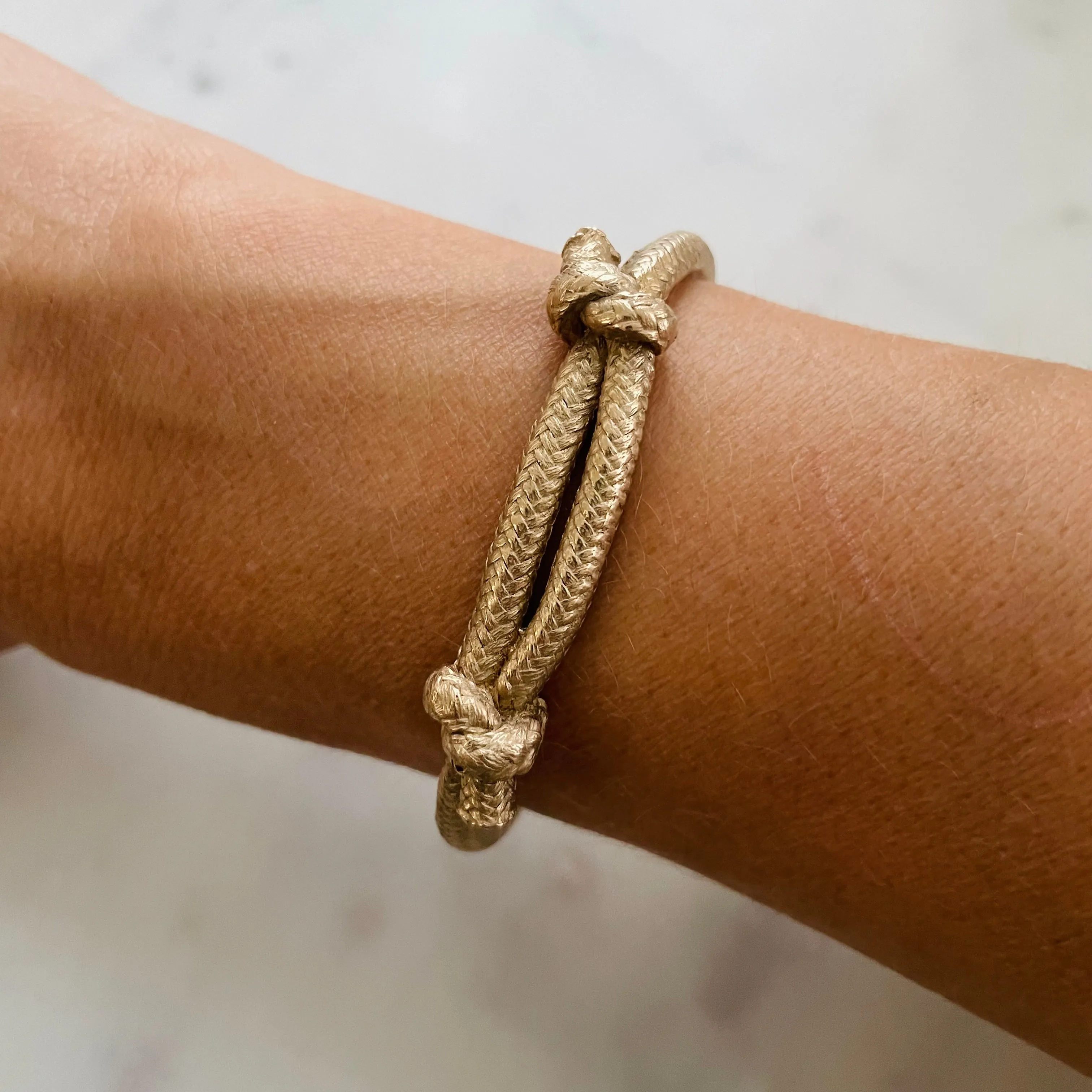 FRIENDSHIP CUFF — CORRIE