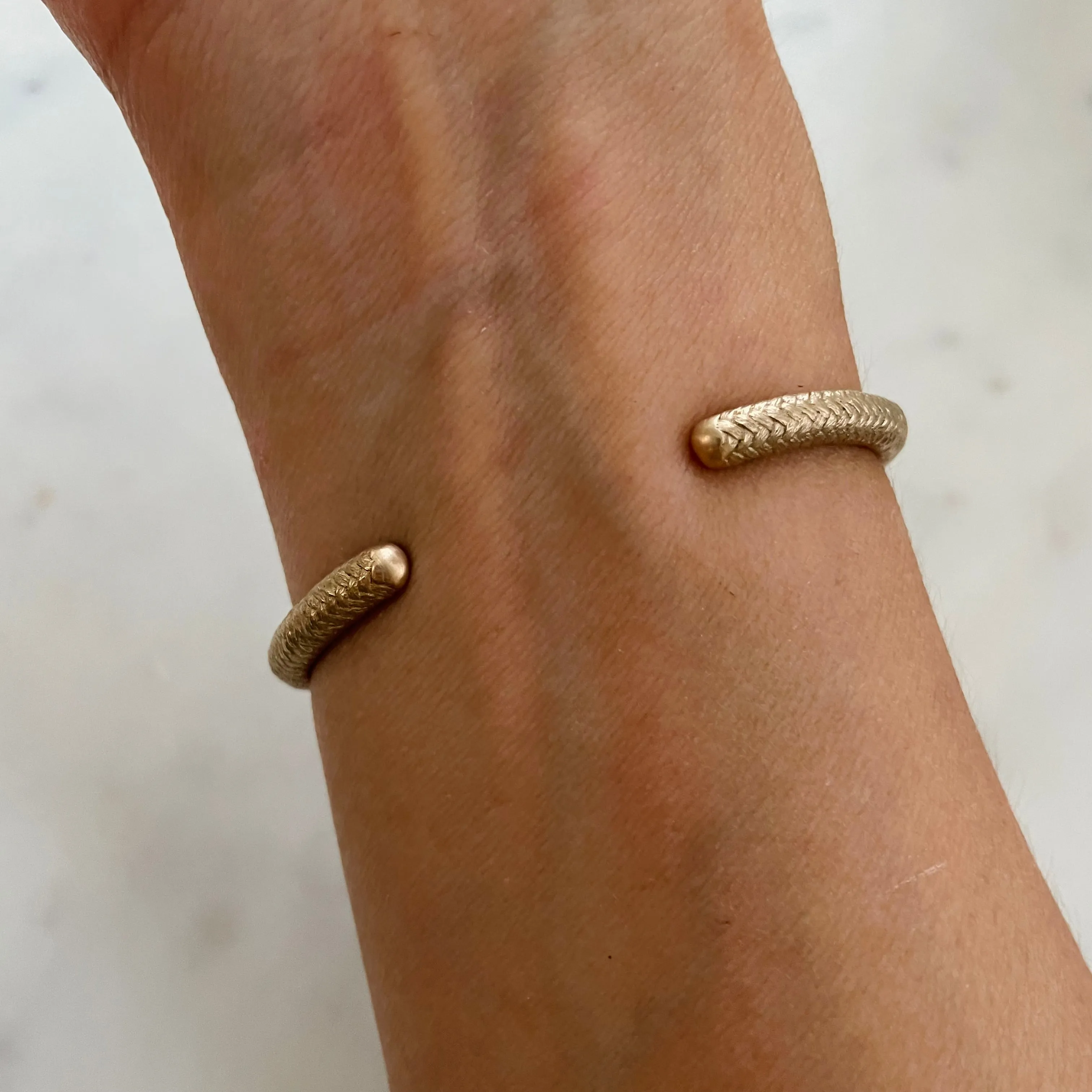 FRIENDSHIP CUFF — CORRIE