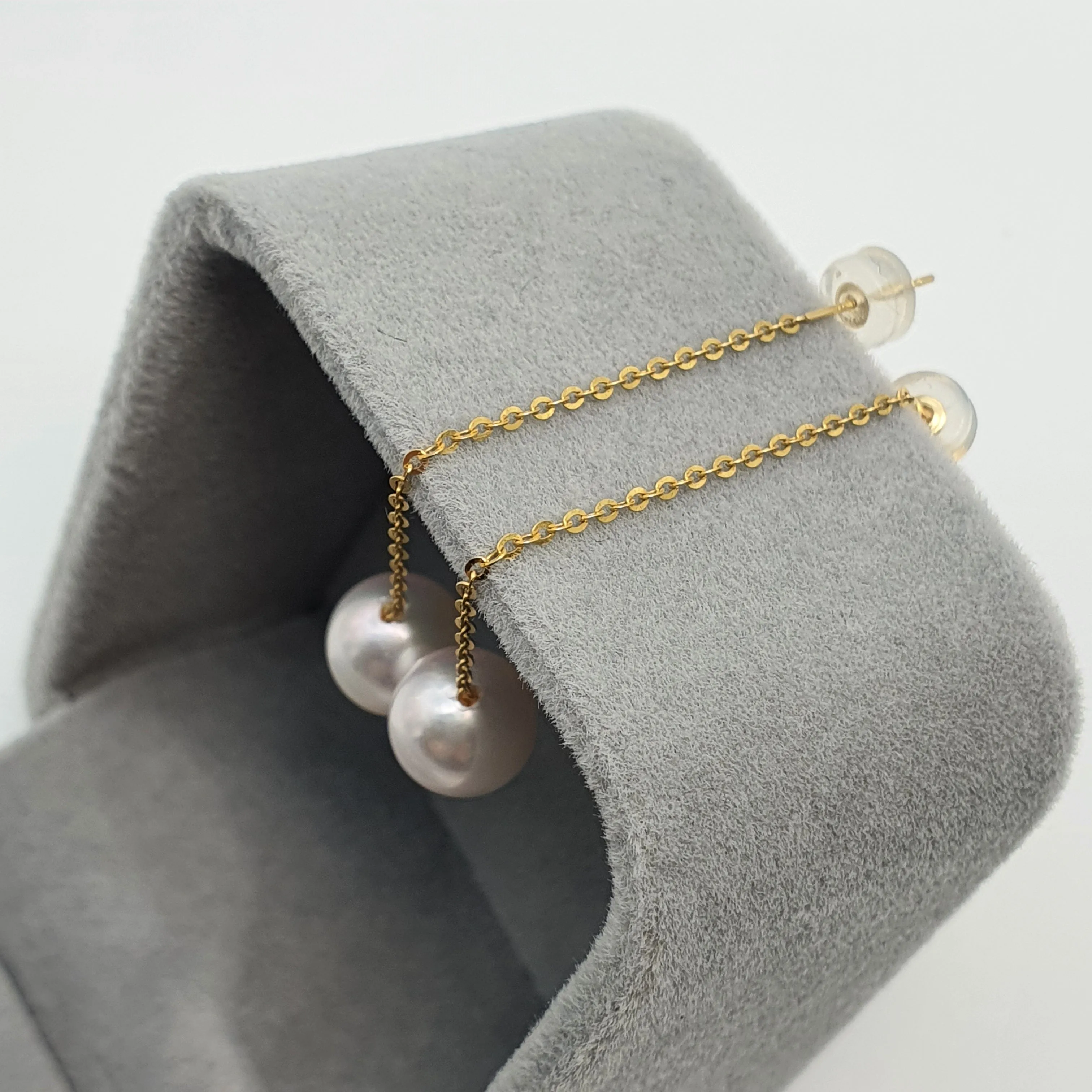 Large Japanese Akoya Pearl Earring, Yellow Gold