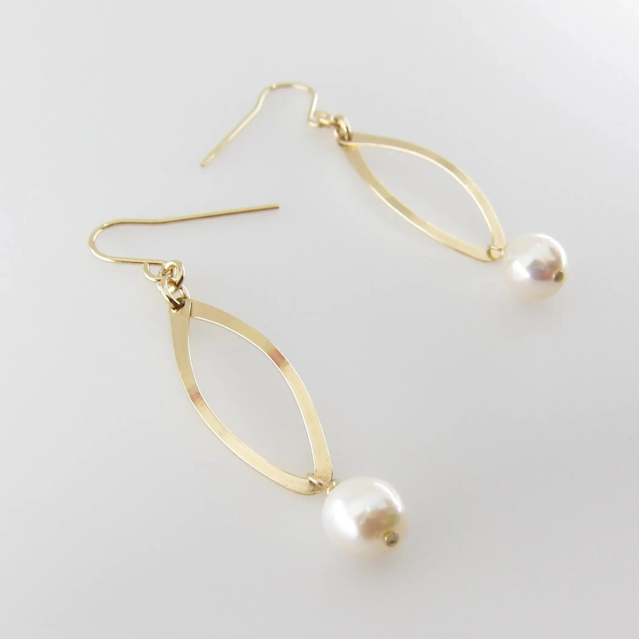 Small Forged Curved Marquis Link Earring with Baby Baroque Pearl Drop