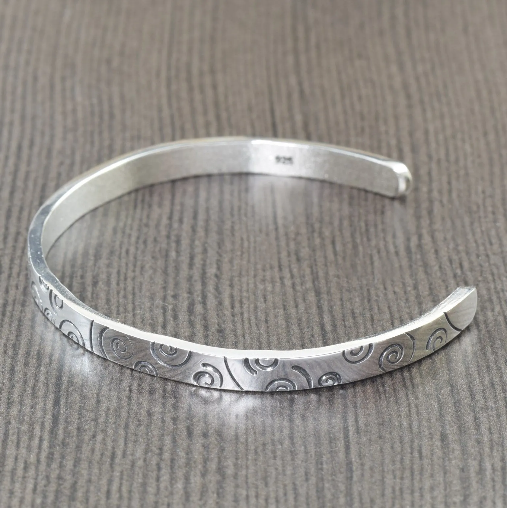 Swirl silver cuff bracelet Unisex bracelet for men or women, adjustable